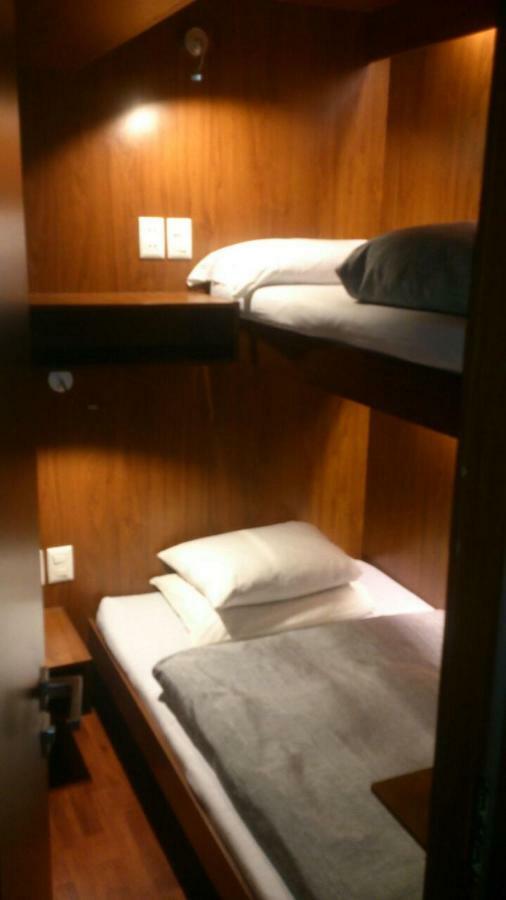 Onkel Inn Airport Sleepbox La Paz Bagian luar foto