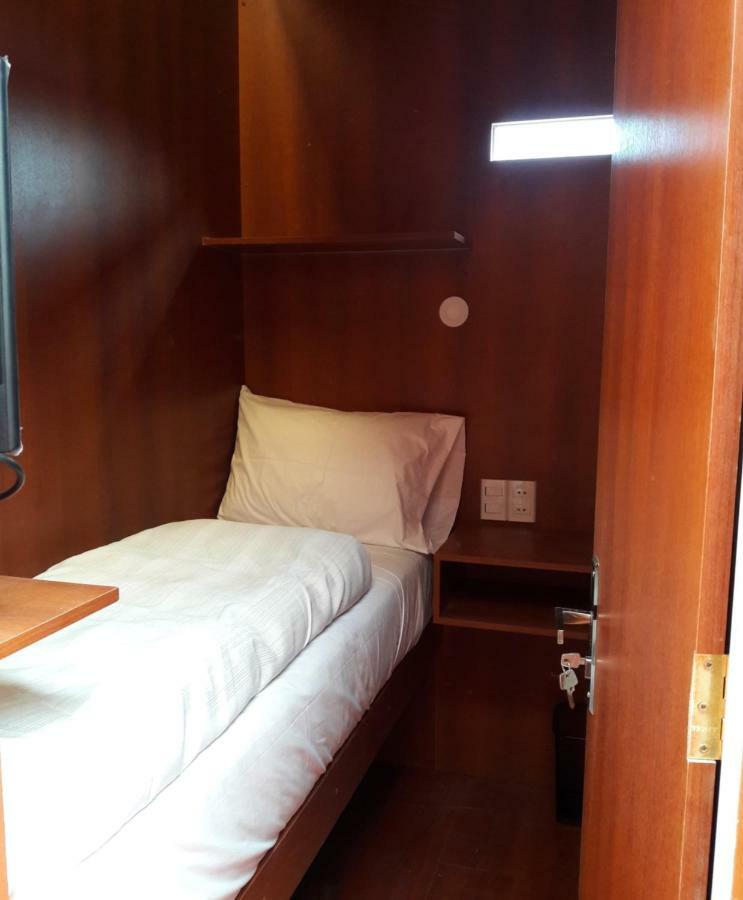 Onkel Inn Airport Sleepbox La Paz Bagian luar foto